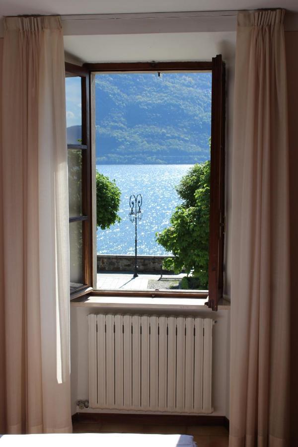 Camera Superior Matrimoniale/Doppia con Letti Singoli con Vista Lago